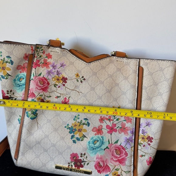 Steve Madden Beige Tote with Floral Pattern and Brown Straps - Picture 8 of 8